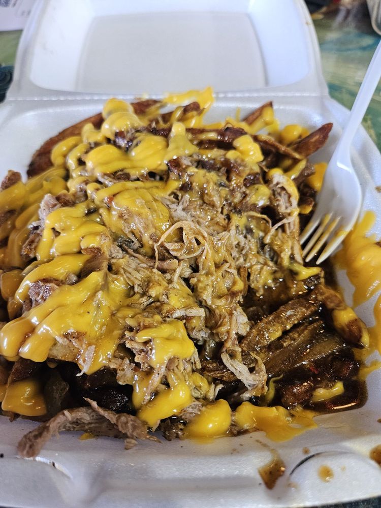 Richie's Jerk & BBQ Logo