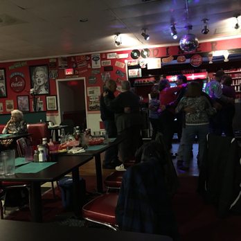 Famous 50's Diner - Dj night. once in awhile a dj came to play them good old hits from the 50's and 60's and everyone got up to dance. - Diners Near Me - Bridgeport, Connecticut