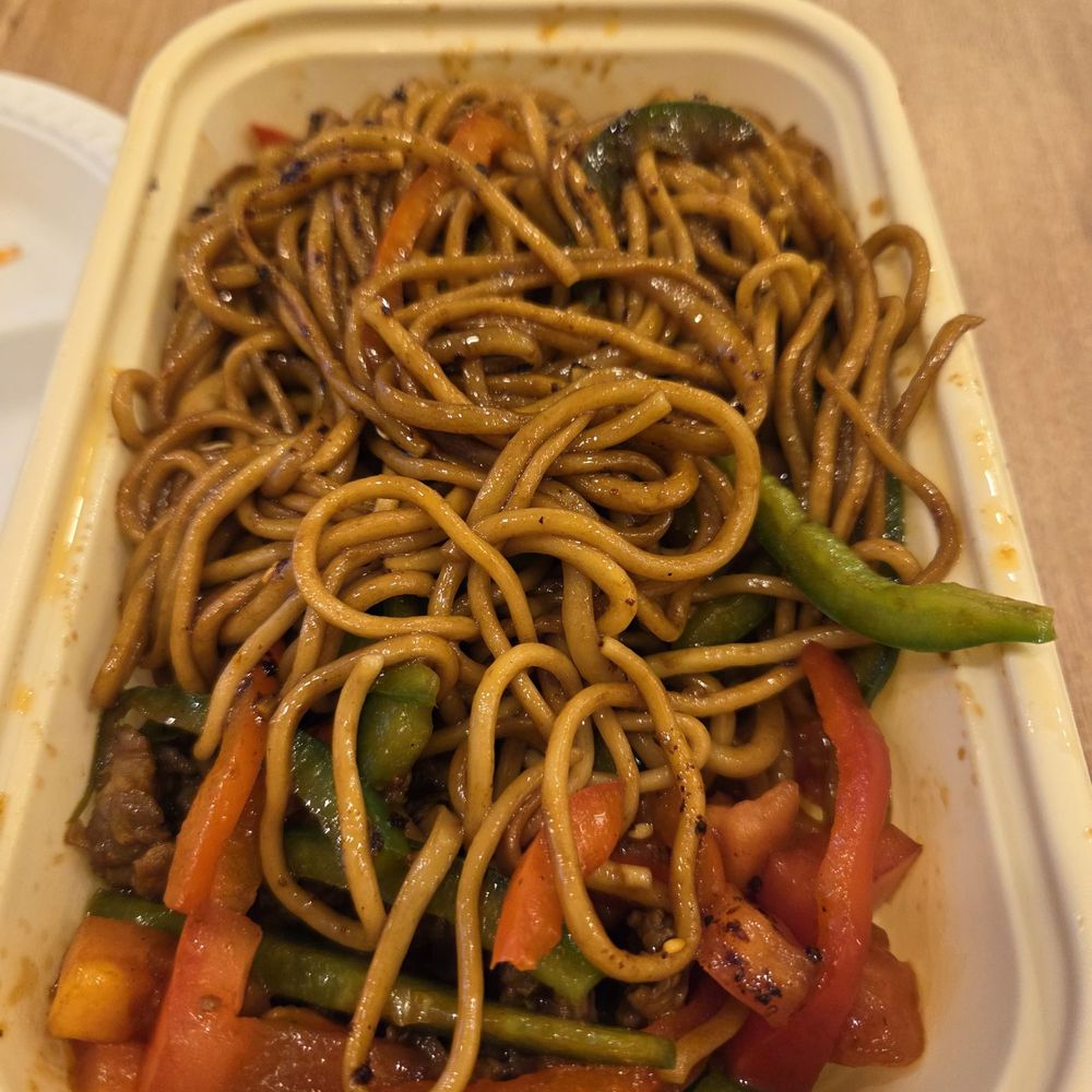 Mi - Lanzhou Fried Noodles - Chinese Near Me - New York, New York