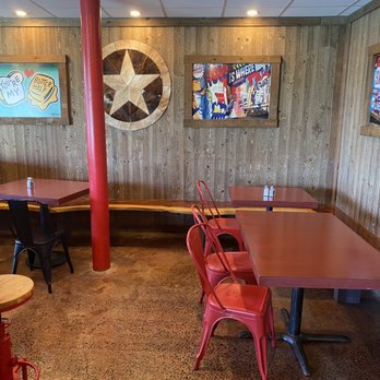 TEX 808 BBQ & Brews - Indoor seating - Barbeque Near Me - Honolulu, Hawaii