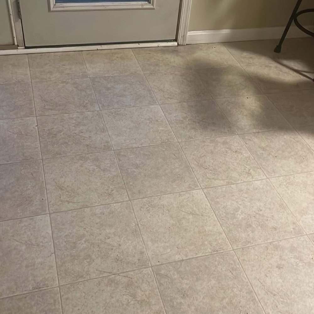 Queen of Clean - Kitchen floor - Office Cleaning Near Me Queen of Clean - Kitchen floor - Office Cleaning Near Me