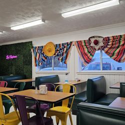 La Tropicana - Interior