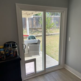 Ameristar Windows - Sliding door with doggy door. - Windows Installation Near Me - Riverside, California