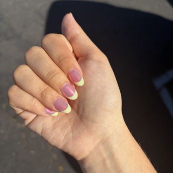 BJ's Happy Nail Spa - Nail Salons Near Me - Merced, California