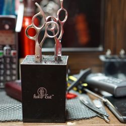 George's Barber Shop - Tijeras