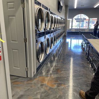 San Leandro Washery - Laundromat Near Me - San Leandro, California San Leandro Washery - Laundromat Near Me - San Leandro, California