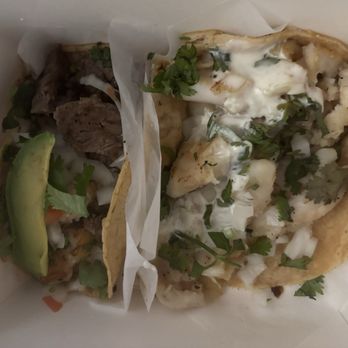 Four Tunas Fish & Bar - Oceanside - Mar y Tierra Taco and Grilled Fish Taco - Bars Near Me - Oceanside, California