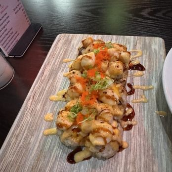 Bora Sushi - Sushi Bars Near Me - West Hollywood, California