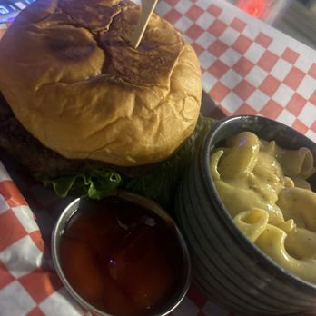 Fire-Spice Chicken & Cocktails - Salad Near Me - Midlothian, Texas