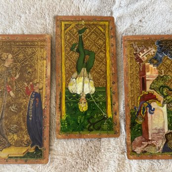 Lynn Elizabeth Psychic Medium - She even offers historical tarot readings! - Psychic Mediums Near Me - Laguna Beach, California Lynn Elizabeth Psychic Medium - She even offers historical tarot readings! - Psychic Mediums Near Me - Laguna Beach, California