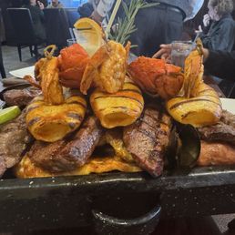 Parrillada Mar y Tierra Grill Platter