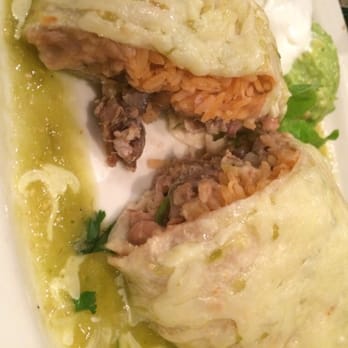 Los Compadres - Inside a Wet Super Burrito - Mexican Near Me - Long Beach, California