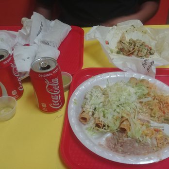 Roberto's Tacos Shop 13 - Sooo good! The soft tacos are large and the rolled taquitos come with rice and beans. Delicious! - Fast Food Near Me - Oceanside, California