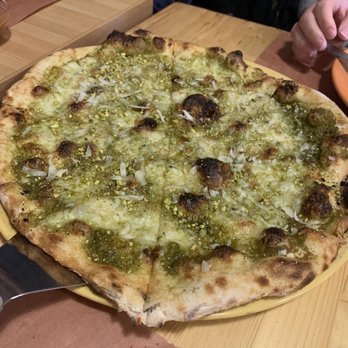 Olive & Garlic - pesto pizza - Pizza Near Me - Franklin Square, New York