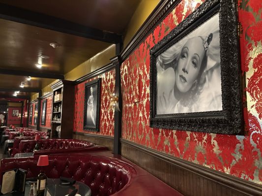 Cafe La Maze by null