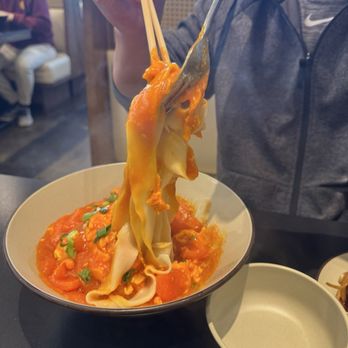 Highland Noodles - Tomato and egg with flat noodle - Noodles Near Me - Roseville, California