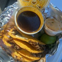 J.A.C.'S Corner - Birria tacos