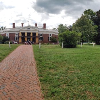 Thomas Jefferson's Monticello - Front of the house - Landmarks & Historical Buildings Near Me - Charlottesville, Virginia