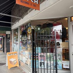 Ditch Records & Cd's