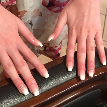 Rossys Nail Bar - Nail Salons Near Me - Mahopac, New York