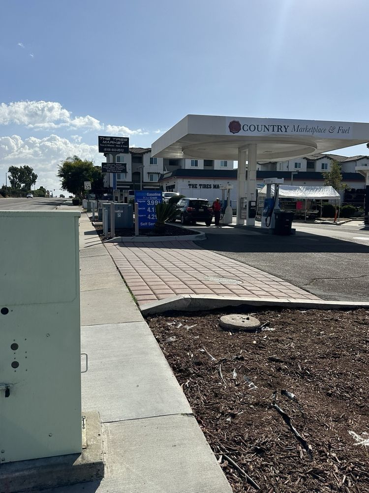 Country Marketplace and Fuel Logo
