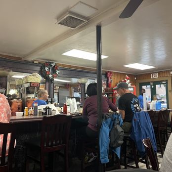 Clary's Cafe - Counter - Breakfast & Brunch Near Me - Savannah, Georgia Clary's Cafe - Counter - Breakfast & Brunch Near Me - Savannah, Georgia