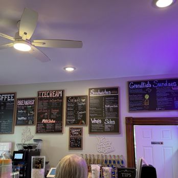 Palmyra Bean & Cream Cafe - Menus with small handwriting. - Coffee & Tea Near Me - Palmyra, Indiana