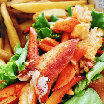 Iggy's Doughboys & Chowder House - Hot Lobster Roll Dinner - Seafood Near Me - Warwick, Rhode Island Iggy's Doughboys & Chowder House - Hot Lobster Roll Dinner - Seafood Near Me - Warwick, Rhode Island