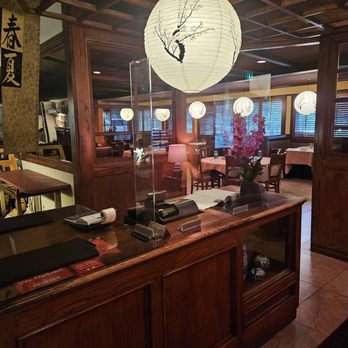 Chins Gourmet - Chinese Near Me - Escondido, California Chins Gourmet - Chinese Near Me - Escondido, California