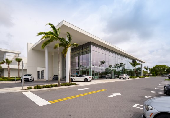 BMW OF DELRAY BEACH - Updated August 2025 - 48 Photos & 154 Reviews ...