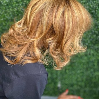 Bella-Michelle Salon - Hair Salons Near Me - Belleview, Florida