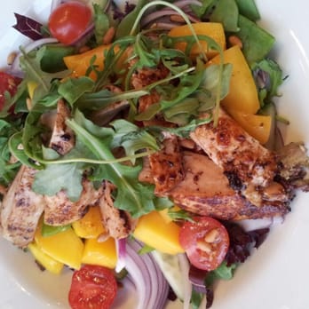 Bryggeloftet & Stuene - Mango chicken salad - Seafood Near Me - Bergen, 12 Bryggeloftet & Stuene - Mango chicken salad - Seafood Near Me - Bergen, 12