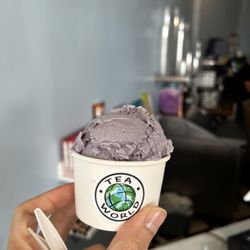 Tea World - Ube ice cream