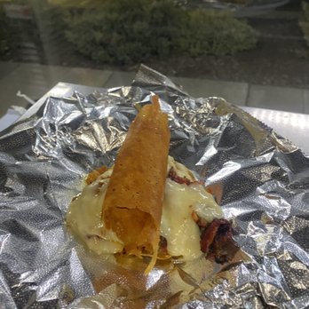 Covyd Tacos - Taco volcano con chicharron de queso - Tacos Near Me - La Puente, California Covyd Tacos - Taco volcano con chicharron de queso - Tacos Near Me - La Puente, California