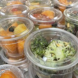 Buckshots Restaurant - Delicious fruit and broccoli salad