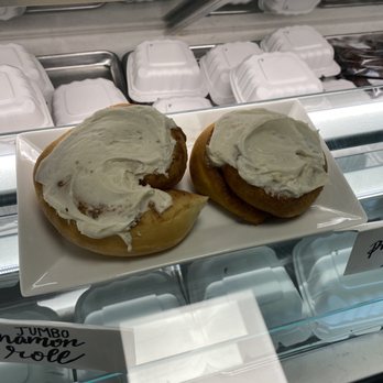 The Holistic Connection - Belle Meade - Huge Cinnamon Rolls - Coffee & Tea Near Me - Nashville, Tennessee The Holistic Connection - Belle Meade - Huge Cinnamon Rolls - Coffee & Tea Near Me - Nashville, Tennessee