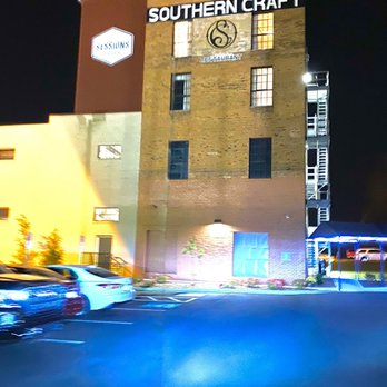 Southern Craft BBQ - Barbeque Near Me - Bristol, Virginia