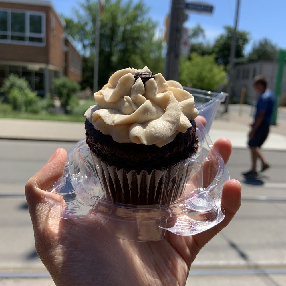 Hype Food - Mocha cupcake - Gluten-Free Near Me - Toronto, Ontario Hype Food - Mocha cupcake - Gluten-Free Near Me - Toronto, Ontario