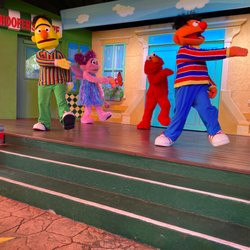Sesame Street Safari of Fun - Show