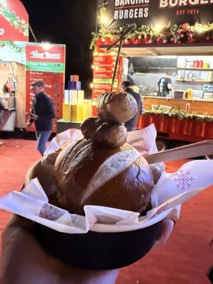 Leeds Castle by null