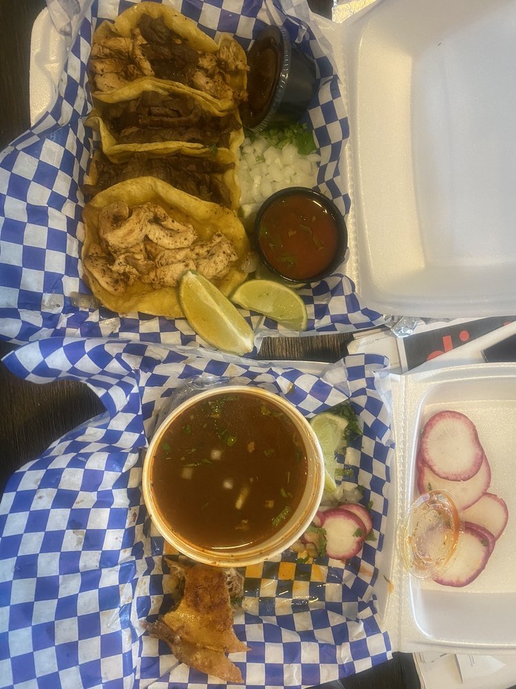 Tacos Y Tortas Ricki's