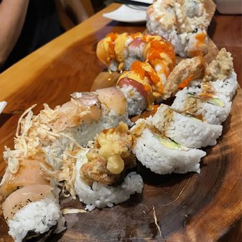 Makoto Japanese Restaurant - sushi on a wooden board - Japanese Near Me - Eugene, Oregon Makoto Japanese Restaurant - sushi on a wooden board - Japanese Near Me - Eugene, Oregon
