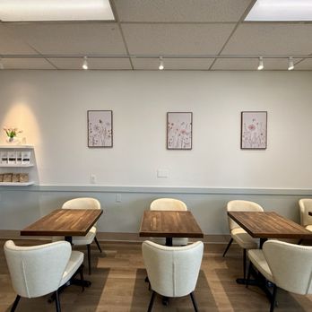 Cafe Lilia - Cafes Near Me - Mountlake Terrace, Washington