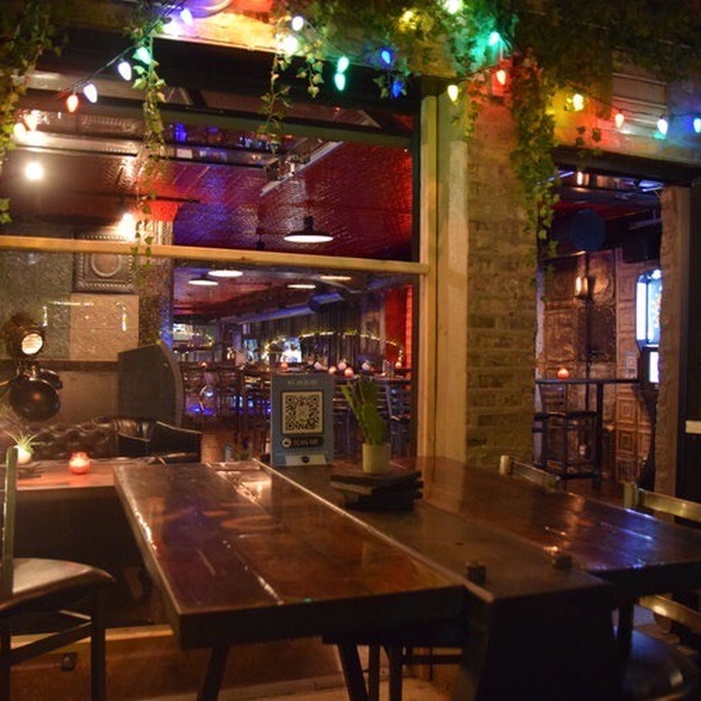 Star Bar Chicago - Cocktail Bars Near Me - Chicago, Illinois Star Bar Chicago - Cocktail Bars Near Me - Chicago, Illinois