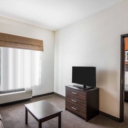 MainStay Suites