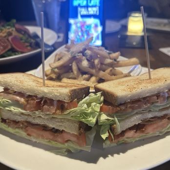 Yard House - Double-Decker BLT - New American Near Me - Orlando, Florida