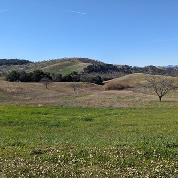 Adelaida Vineyards & Winery - Wineries Near Me - Paso Robles, California Adelaida Vineyards & Winery - Wineries Near Me - Paso Robles, California