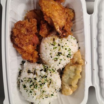 bb.q Chicken - Mini Honey Garlic Wing Plate, but missing coleslaw. - Chicken Wings Near Me - Aiea, Hawaii
