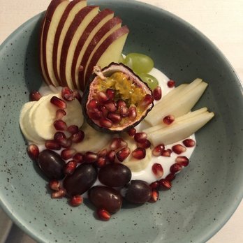 Vinnies Haarlemmerstraat - Vegan yoghurt with toppings - Breakfast & Brunch Near Me - Amsterdam, New Hampshire Vinnies Haarlemmerstraat - Vegan yoghurt with toppings - Breakfast & Brunch Near Me - Amsterdam, New Hampshire