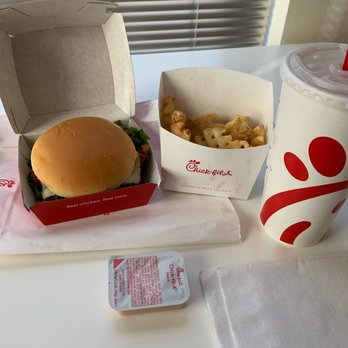 Chick-fil-A - Chicken Shop Near Me - Clarksville, Maryland